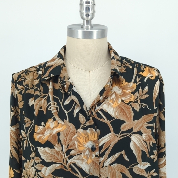 H&M Floral Button Down Shirt Green Tan 6 chiffon Business casual preppy bohemian - Picture 3 of 6